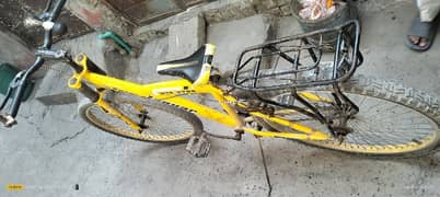 condition is ok Grari set a New condition rear tyre new 0