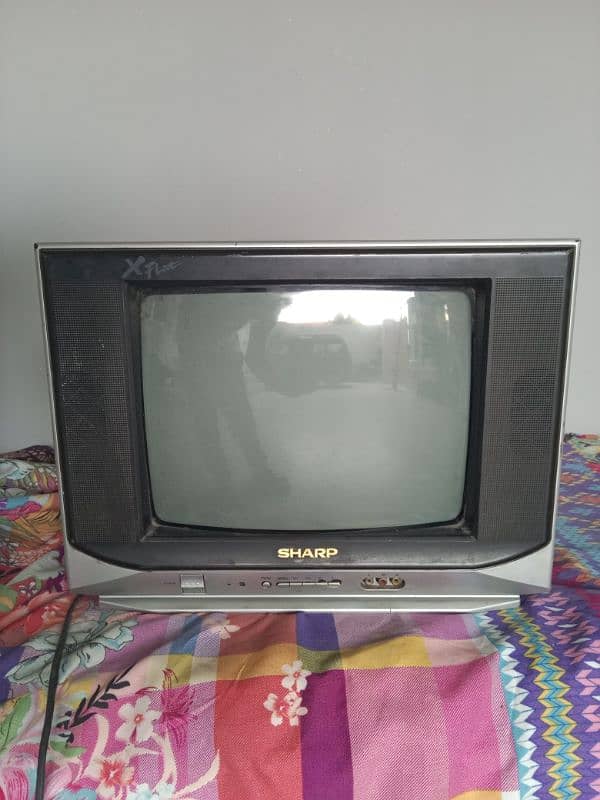 Sharp X-Flat CRT TV - Classic Model with Remote 0