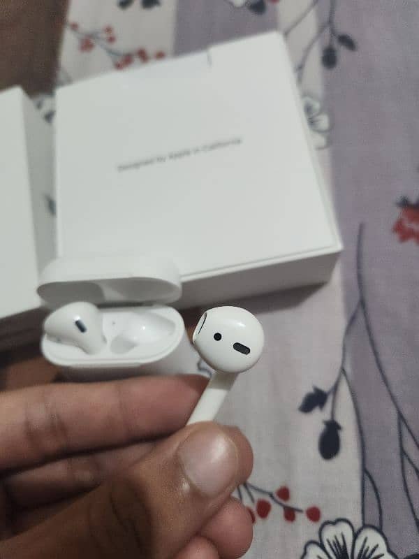 Airpods 2nd generation [orginal] 4