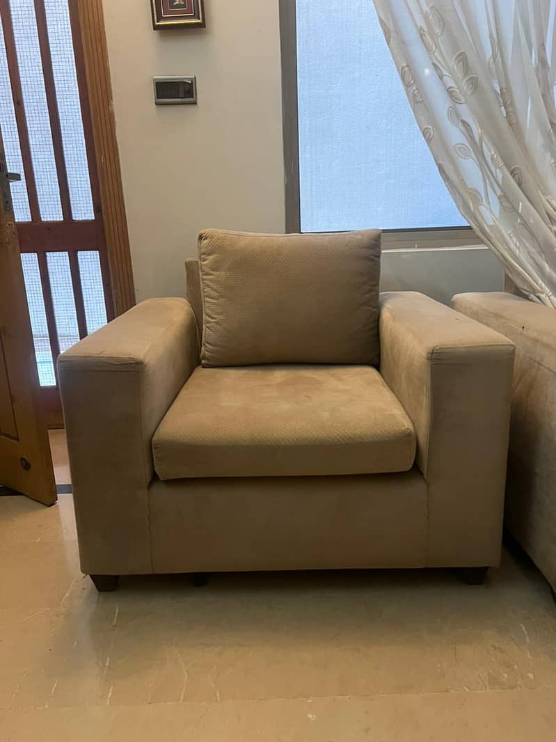 Beige/cream 5 Seater Sofa 2