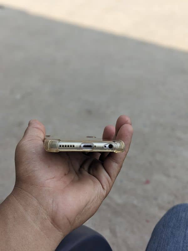 I am selling iphone 6 non pta bypass 16 gb 4