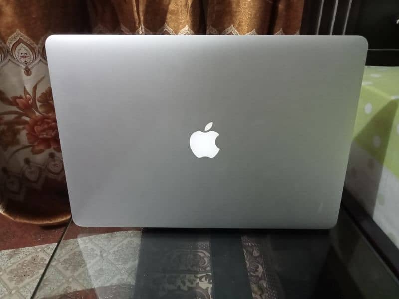 MacBook pro Mid 2015 16GB/512GB 1