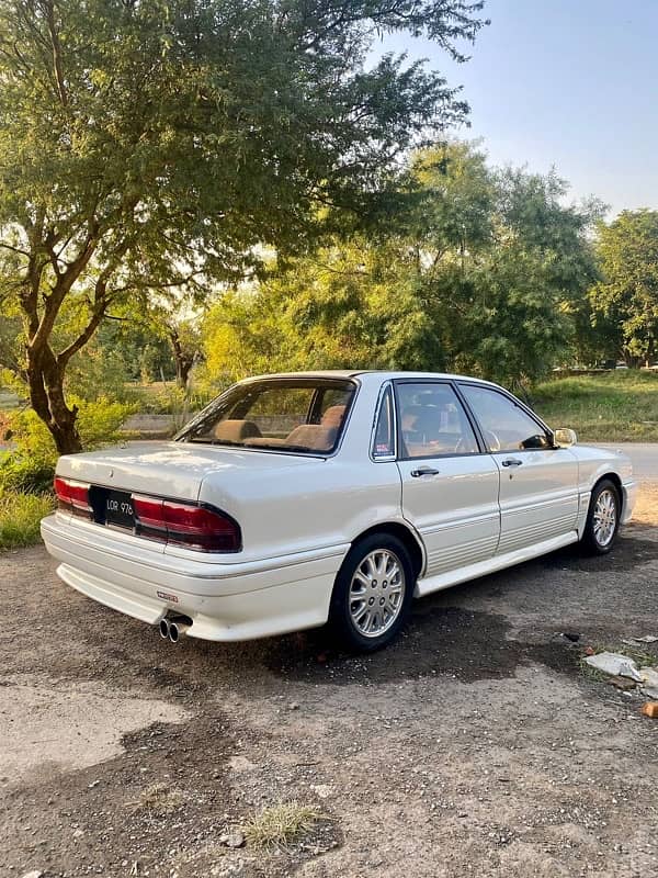 Mitsubishi Galant 1992 2