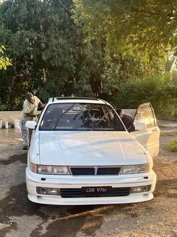 Mitsubishi Galant 1992 4