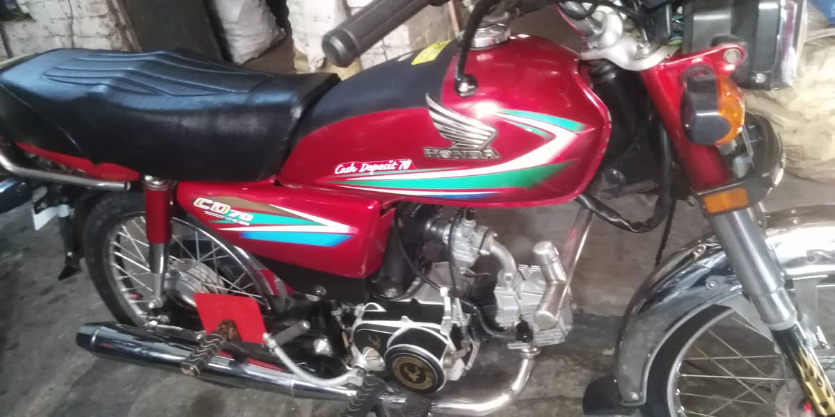 honda 70t 2016 janiun vary vary good condition 1