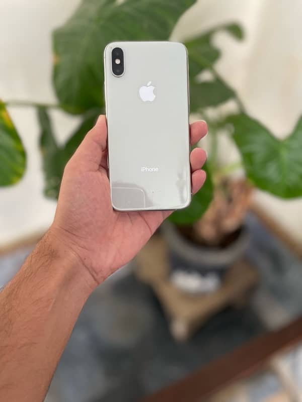 iphone XS JV 8