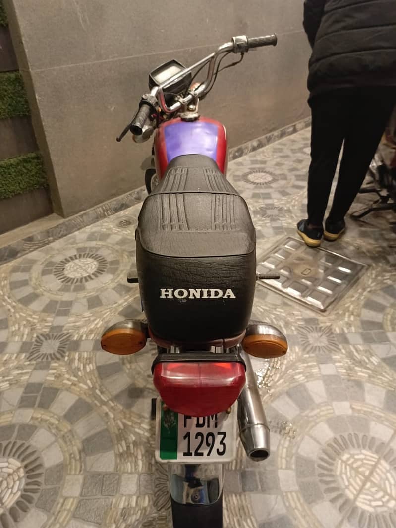 Yamaha Dhoom YD-70 2009 4