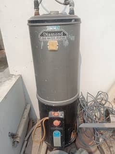 Diamond geyser 25 litres water capacity