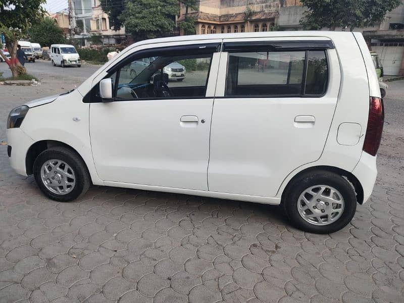 Suzuki Wagon R 2022 1