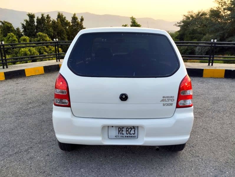 Suzuki Alto 2011 in Excellent Condition 2