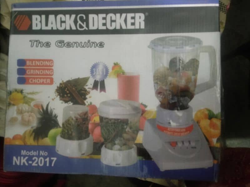 Brand new juicer blender 0