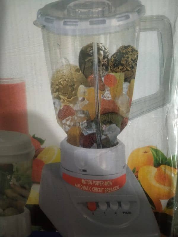 Brand new juicer blender 1