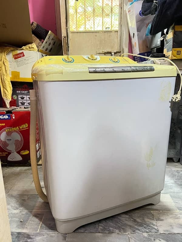 brand new imported washing machine with spinner, twin tub 4