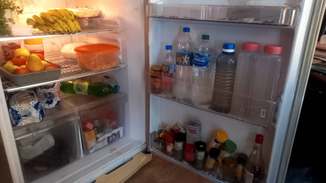 Waves 18, 20 CuFt Fridge for Sale , Fridge Karachi - Price Negotiable 8