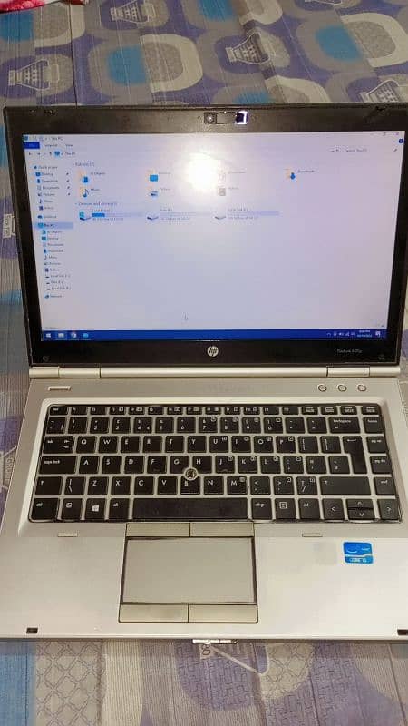 Elite book HP Fast Laptop 0