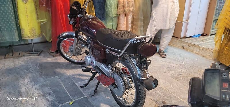 Honda 125 A1 cond. . 2