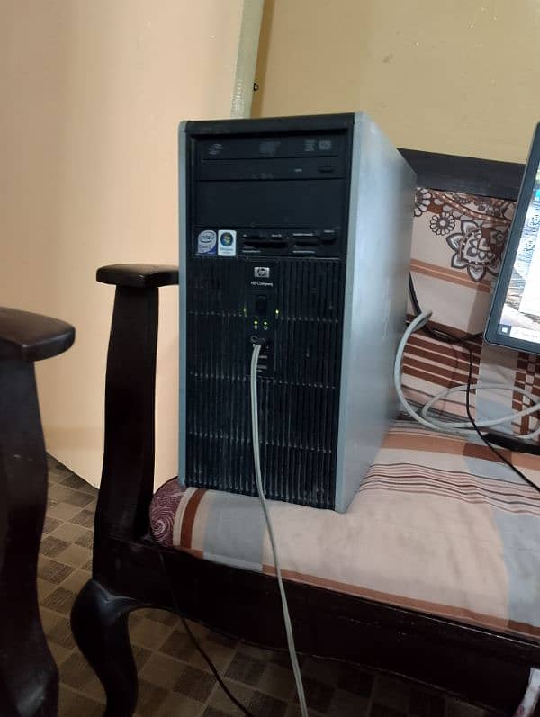 computer with Dell LED 2