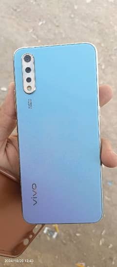 vivo s1