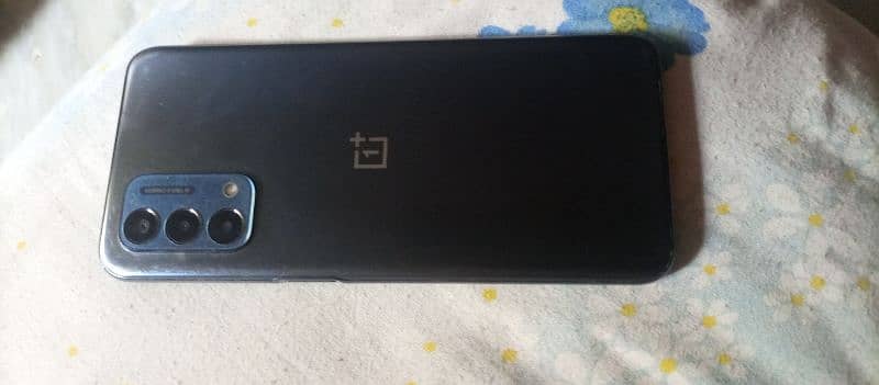 One plus n200 4