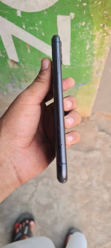 iphone 11 128gb non pta 1