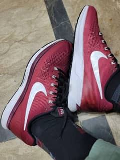 Nike 100% original shoes