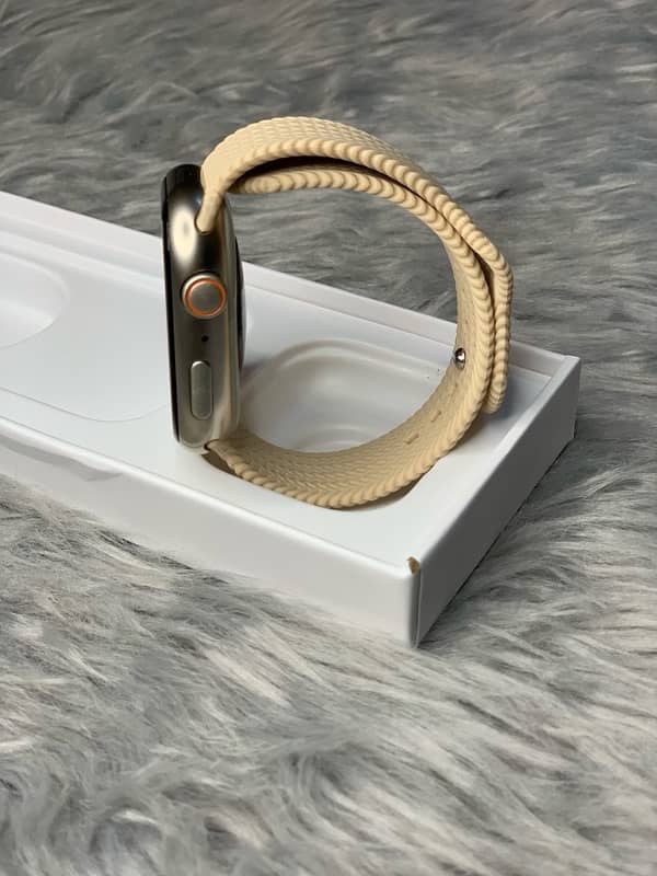 Apple Watch series 8 45Mm watch 9