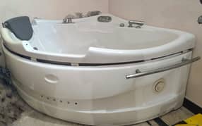 Acrylic Whirlpool Corner Bathtub (Jacuzzi)