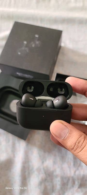 Apple Airbuds pro 2nd generation 2