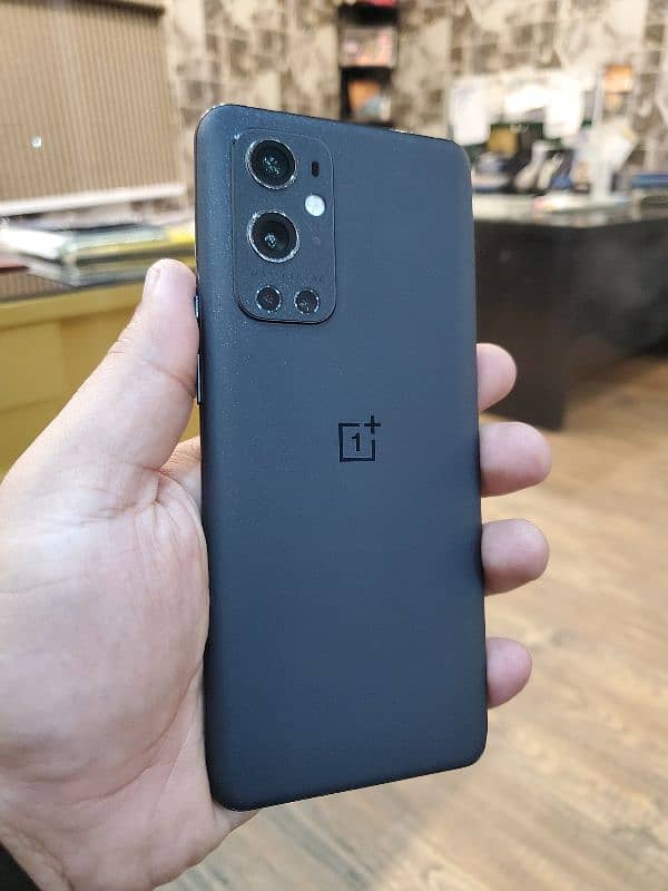 Oneplus 9 pro 5g  Dual Sim  Global version 1