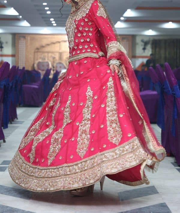 Bridal Lehnga in Excellent Condition 1