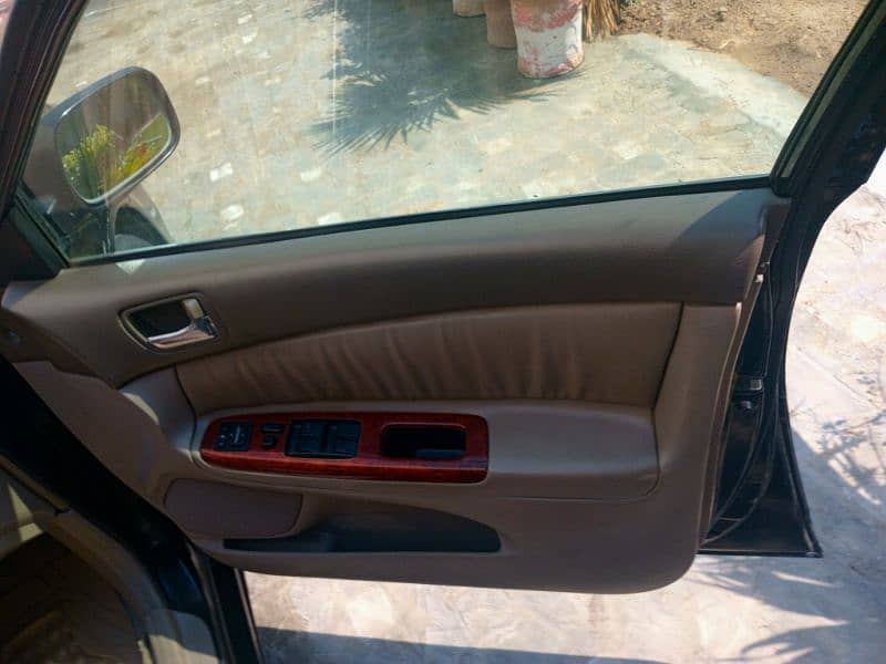 Toyota Camry 2004 location multan 11