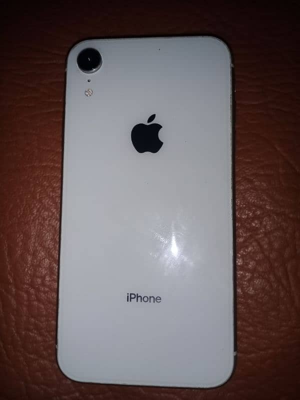 iphone XR 2