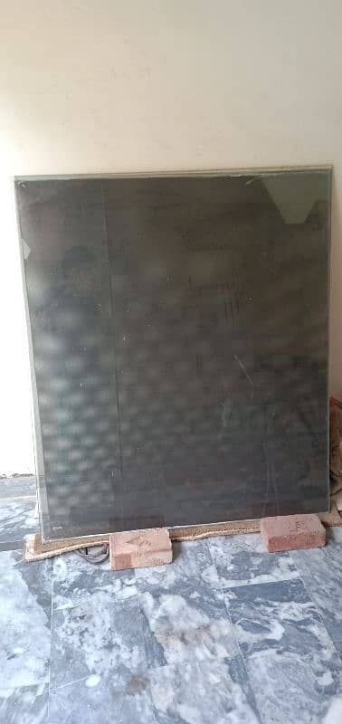 Tempered Glass 4