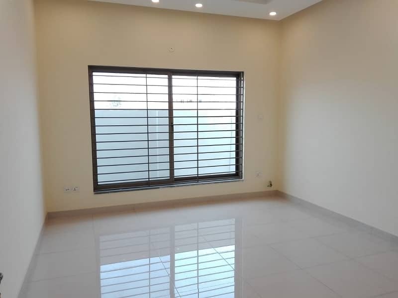 3200 Square Feet Lower Portion In D-12 For rent 0