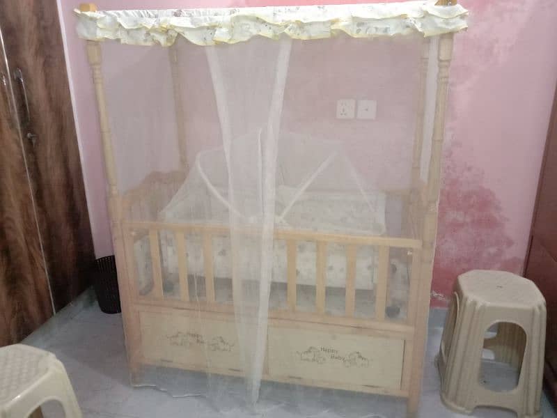 Baby cot with baby swinger 2 in 1 2