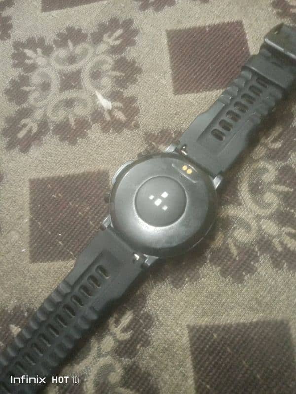 i am selling because I buy this and I didn't want this watch 1