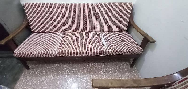 5 Seater Wooden sofa Set 2