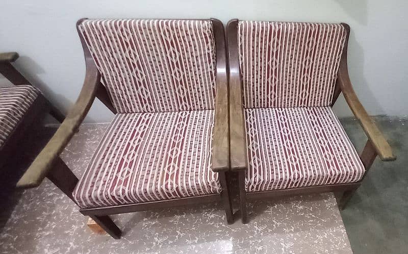 5 Seater Wooden sofa Set 4