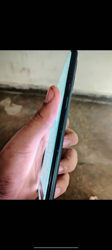 one plus 9 pro 12GB 256GB dual sim approved 10/9 all ok but 2 lines 4