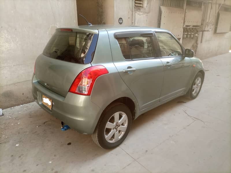 Suzuki Swift 2012 DLX 1