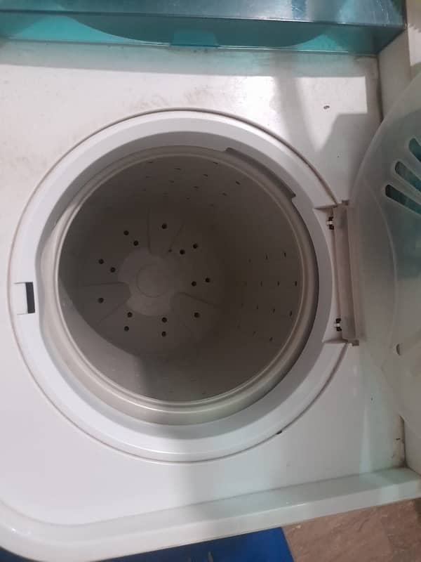 Washing and dryer 4