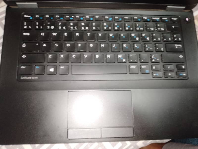 dell i3 6th generation 8gb ram 128ssd 1