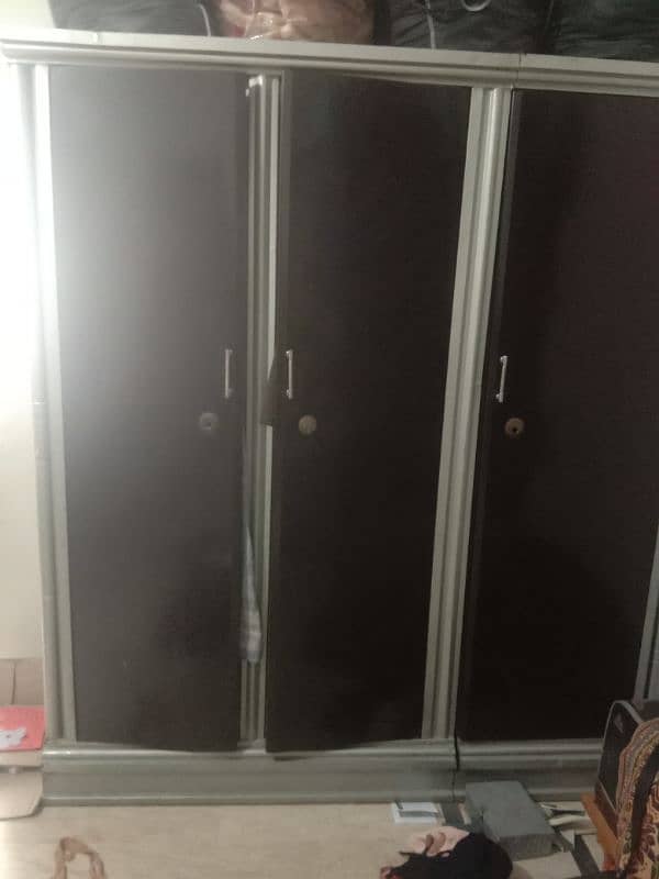 triple door iron cupboard 2