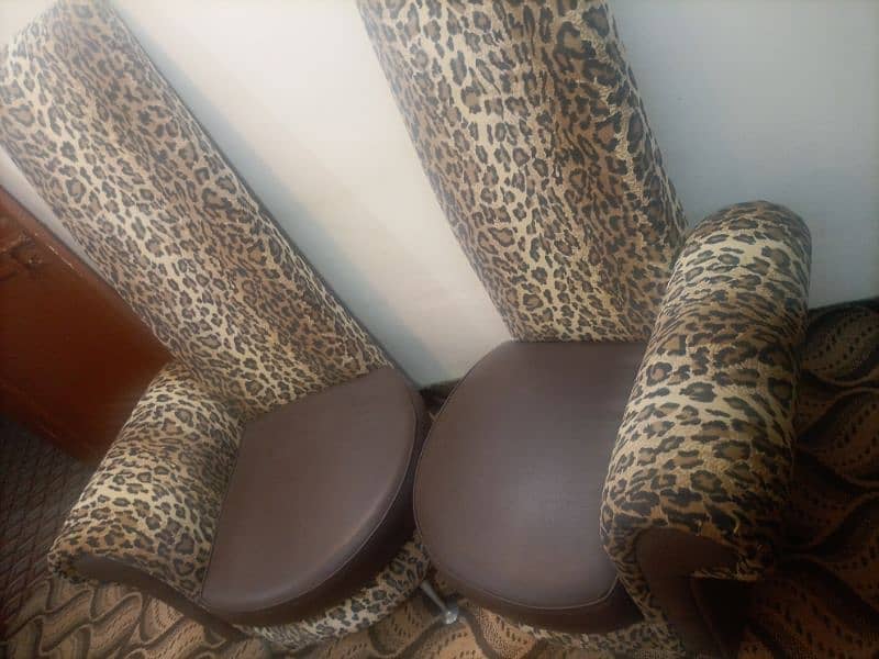 Coffee seater / 2 Sofa seater 2