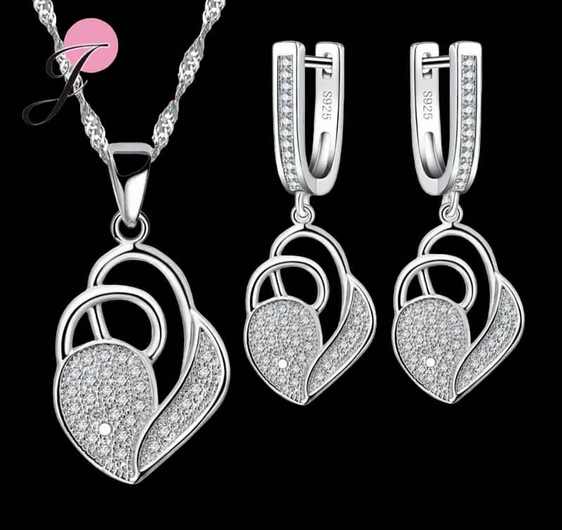 Stylish and Elegant: 925 Silver Jewelry Set Heart Shaped Necklace 1