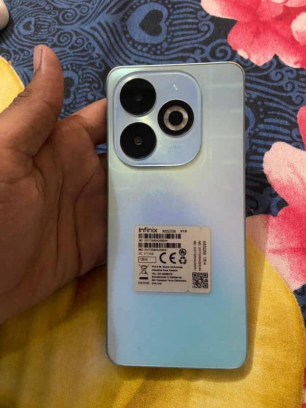 Infinix smart 8 pro 0