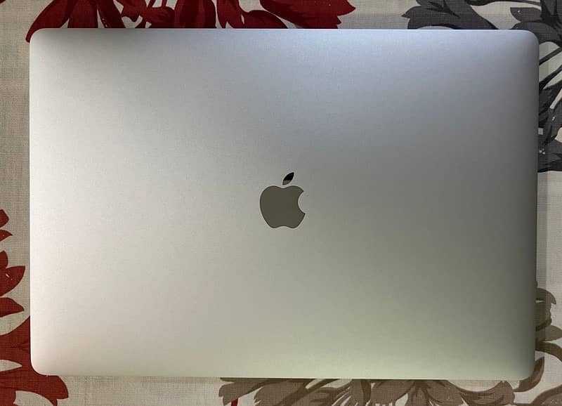 Macbook Pro 0