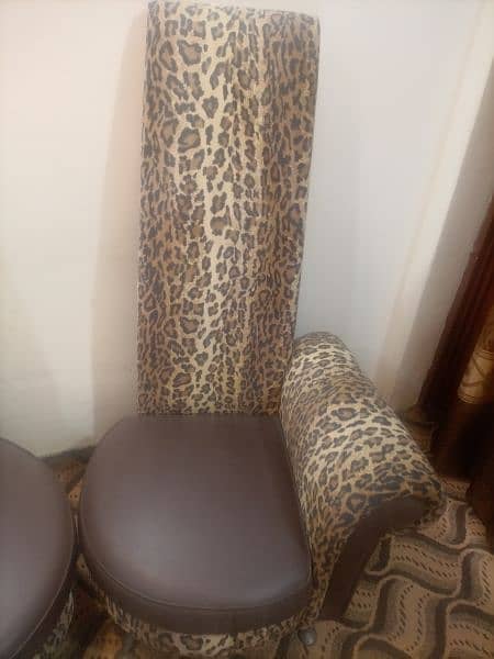 Long seater / pince seater / Sofa seater / coffee seater 1