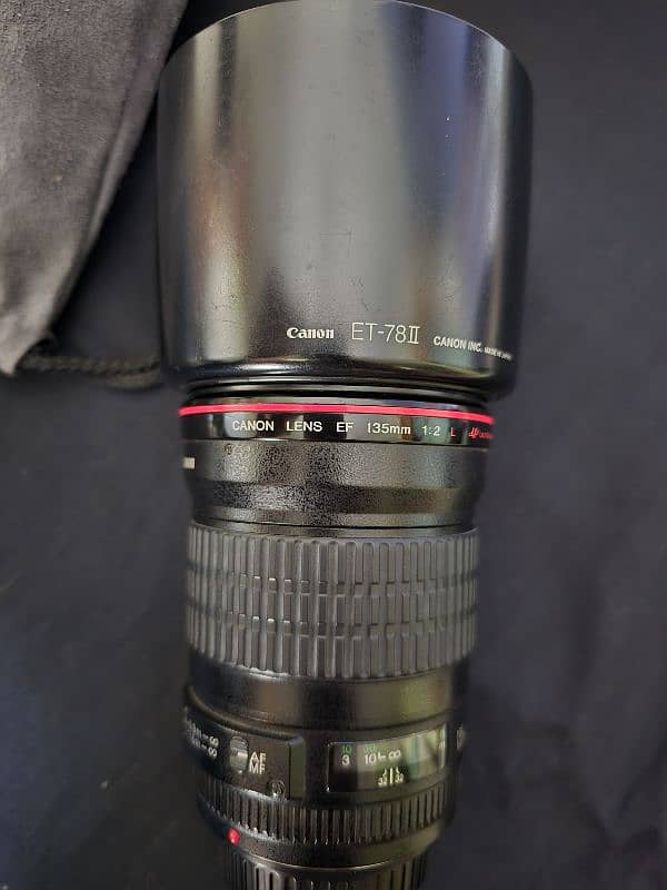 Canon EF 135mm f/2L USM Lens 2