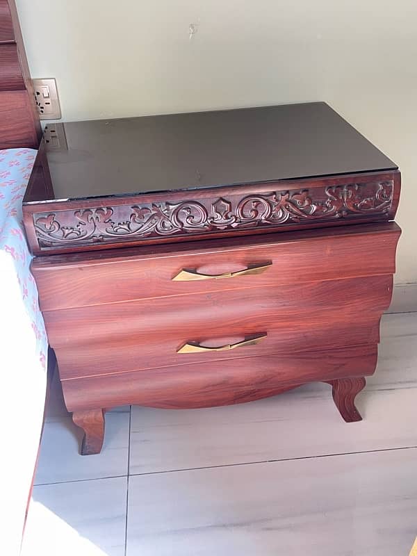 wooden bed set with side tables and dressing table 3